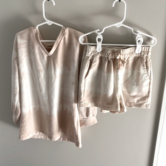 Cozy set - Picture 1 of 1